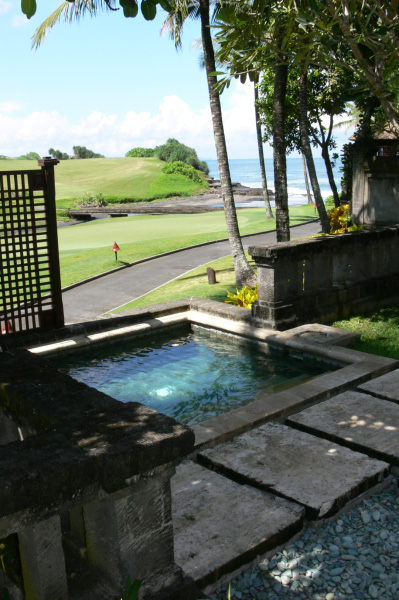 Meridien Tanah Lot Villa Outside 05