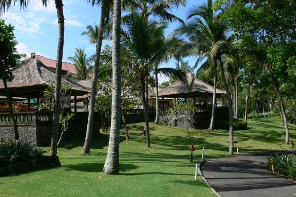 Meridien Tanah Lot Villa Outside 20