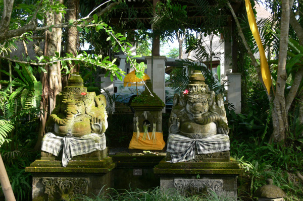 Taman Wana Villas outside 03