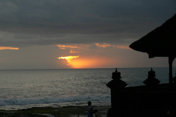 Tanah Lot 09