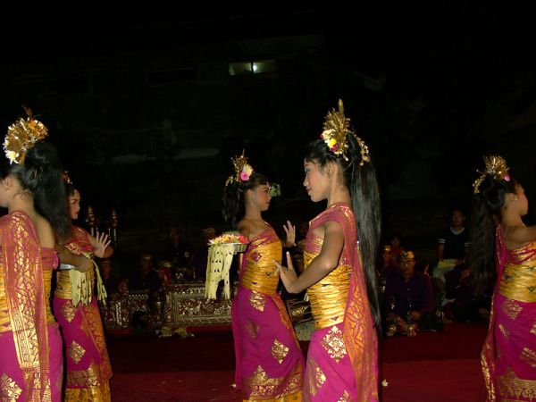 balinese dance 01