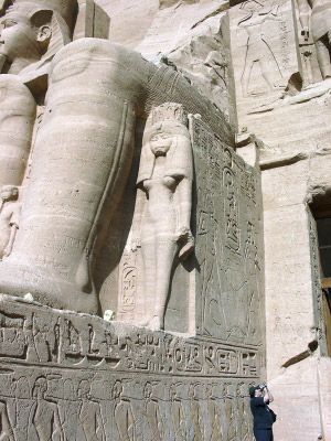 abu simbel 01